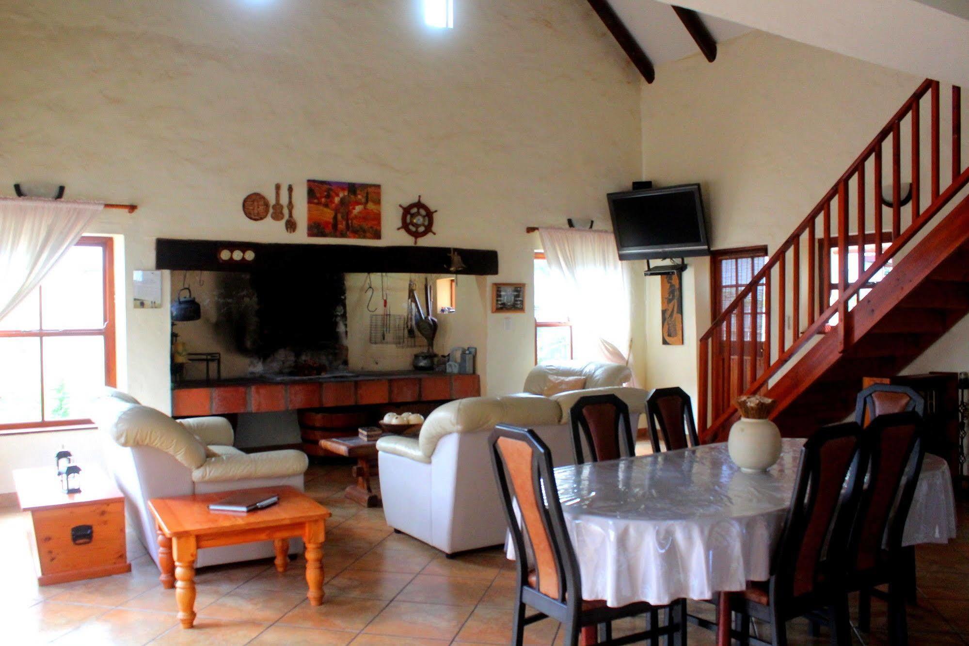 Sandpiper Cottages Boggomsbaai Buitenkant foto